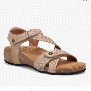 Taos Trulie Adjustable Sandal EU40/9-9.5